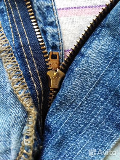 Джинсы levis. W16. Для пышной леди