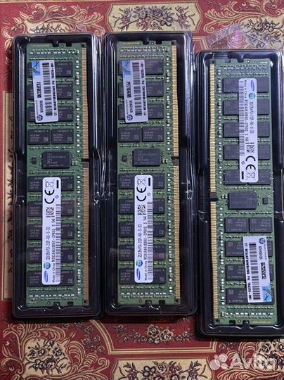 Серверная Samsung 32gb DDR4 Ecc Reg