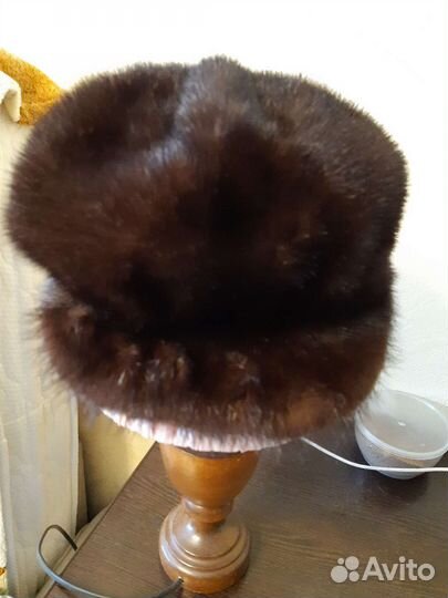 Берет женский норковый
