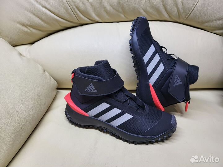 Кроссовки Adidas новые демисезон 38, 39,40 р