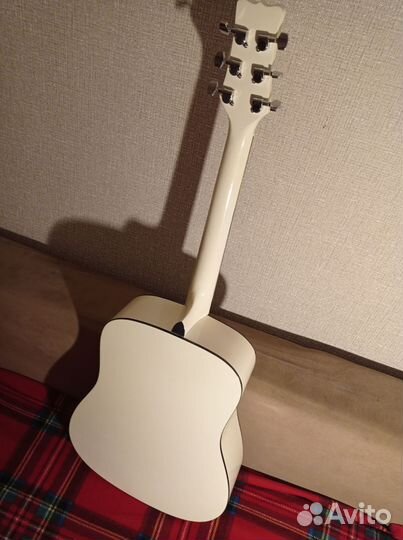 Акустическая гитара Martinez