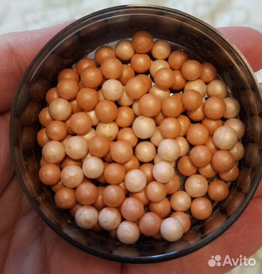 Пудра и румяна в шариках avon