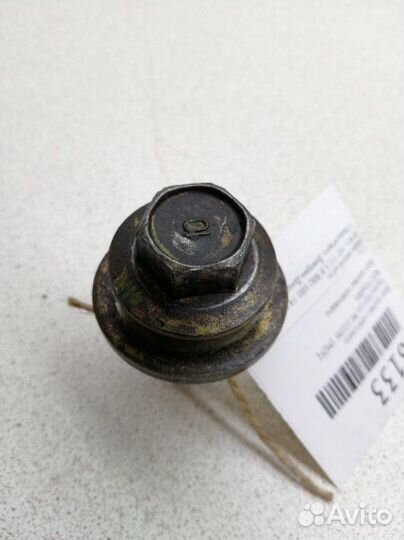 Болт шкива коленвала Toyota Harrier MCU10W 1mzfe
