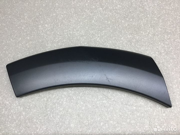 Направляющая заднего бампера правая Audi Q5 2008-2