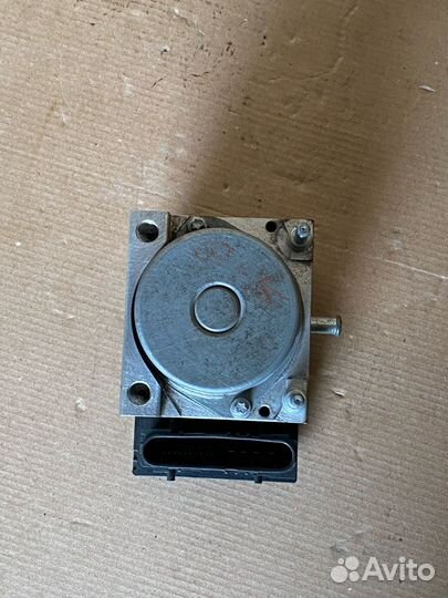 Блок абс Nissan Almera G15