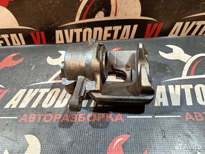 Суппорт передний Volkswagen Polo