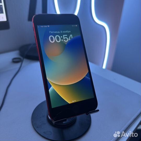 iPhone SE (2020), 64 ГБ