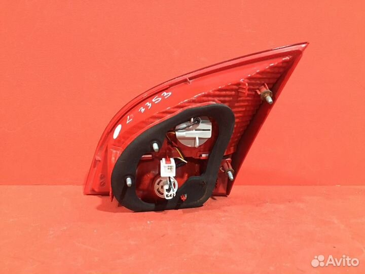 Фонарь задний левый Kia Venga хетчбэк G4FA 1.4L