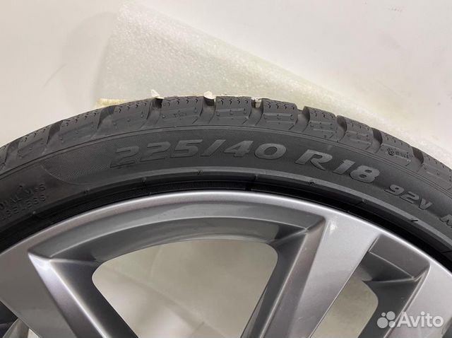 Pirelli Winter Sottozero 3 225/40 R18 92V