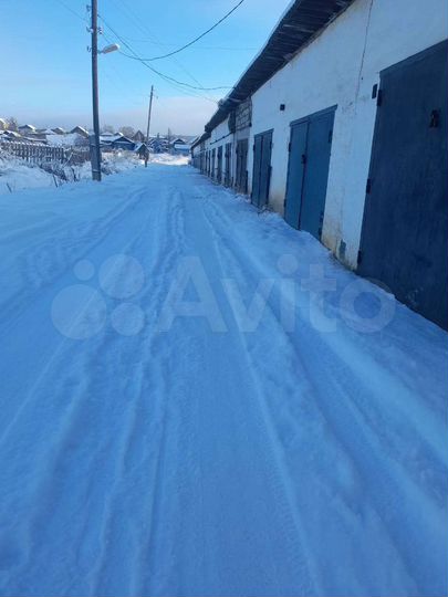 Гараж, > 30 м²