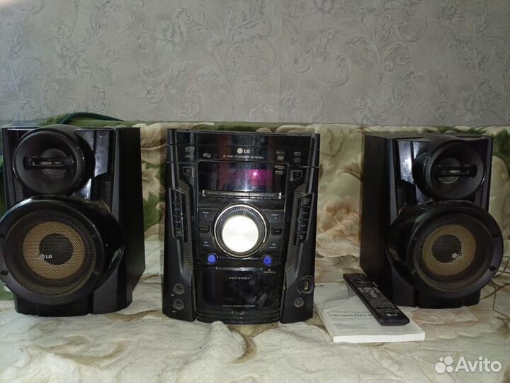 Музыкальный центр LG
