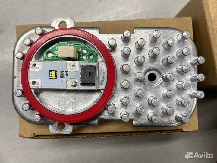 Светодиодный модуль BMW 63117263051 1305715084