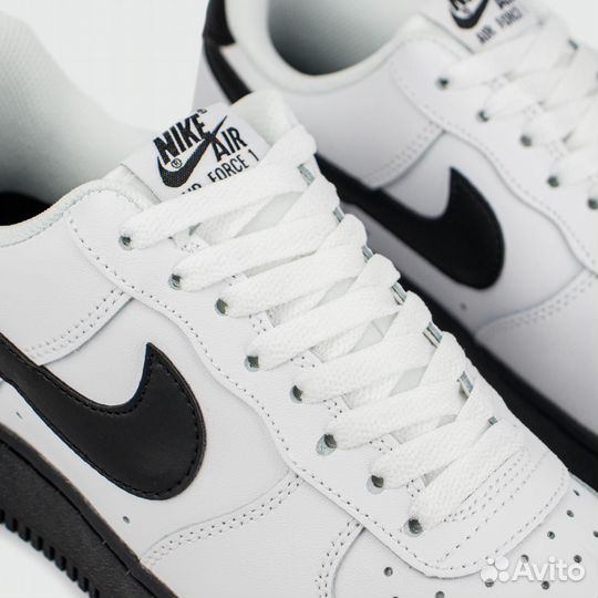 Кроссовки Nike Air Force 1 Low White / Black
