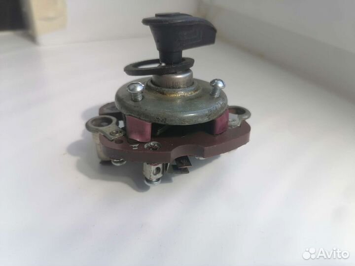 Замок зажигания в фару для мотоцикла СССР