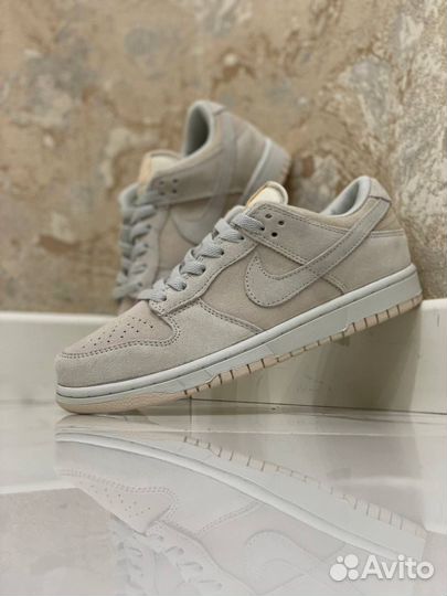 Кроссовки Nike SB Dunk Low серые