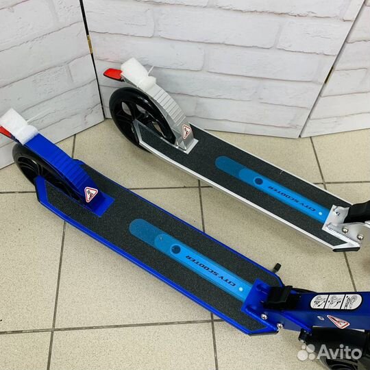 Самокат взрослый 2х колесный Scooter