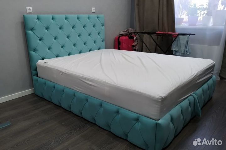 Кровать с мягким изголовьем от производителя