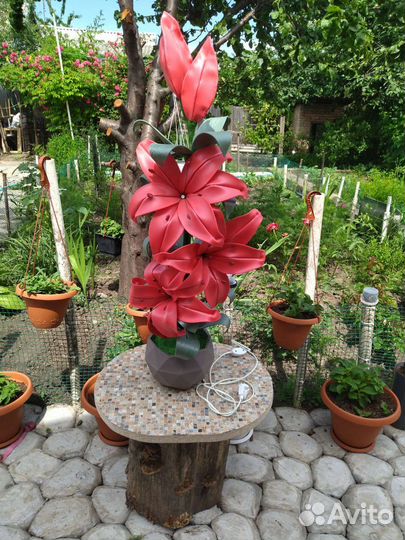 Лилия ручной работы