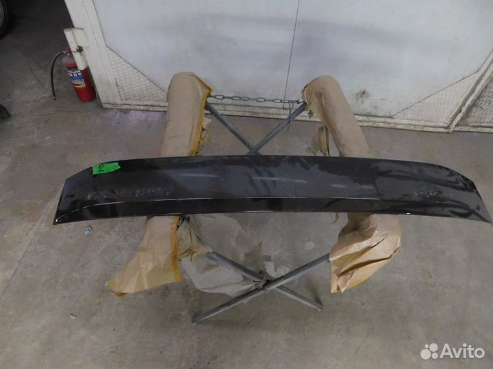 Накладка крышки багажника Mitsubishi Pajero Sport