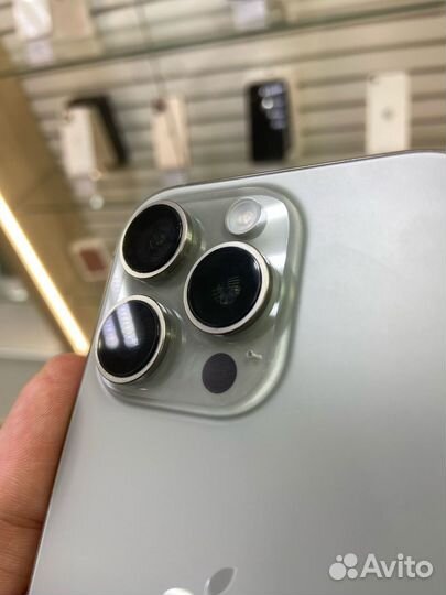 iPhone 16 Pro, 256 ГБ