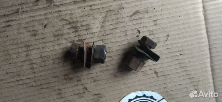 Болты маятника мопед Карпаты