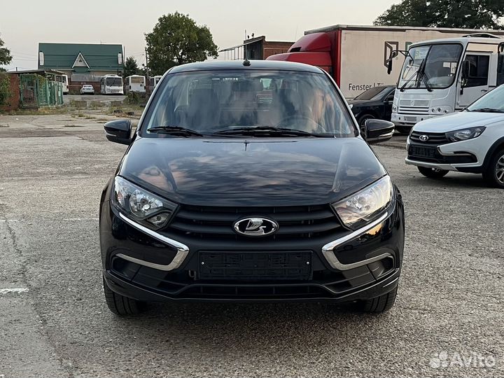 LADA Granta 1.6 МТ, 2023, 6 900 км