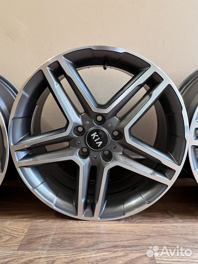 Литые диски R18 (KIA K5)