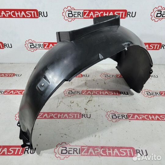 Подкрылок передний правый Volkswagen Transporter