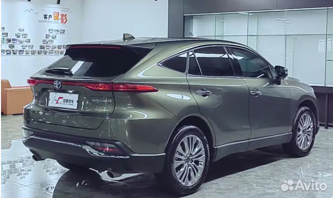 Toyota Harrier 2.0 CVT, 2022, 30 000 км