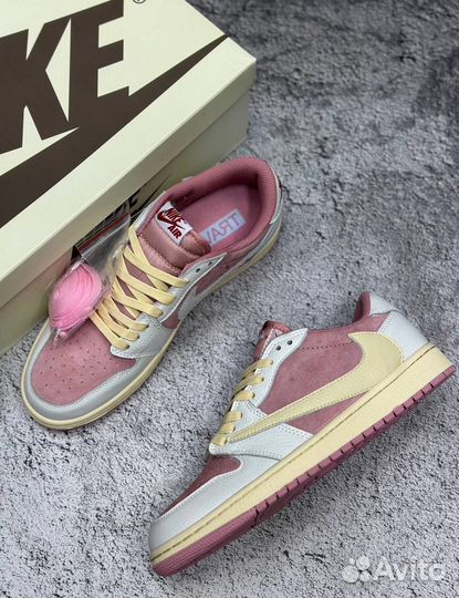 Кроссовки nike air jordan 1 low travis scott