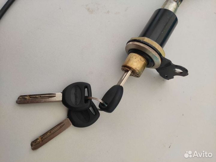 Защита капота автомобиля