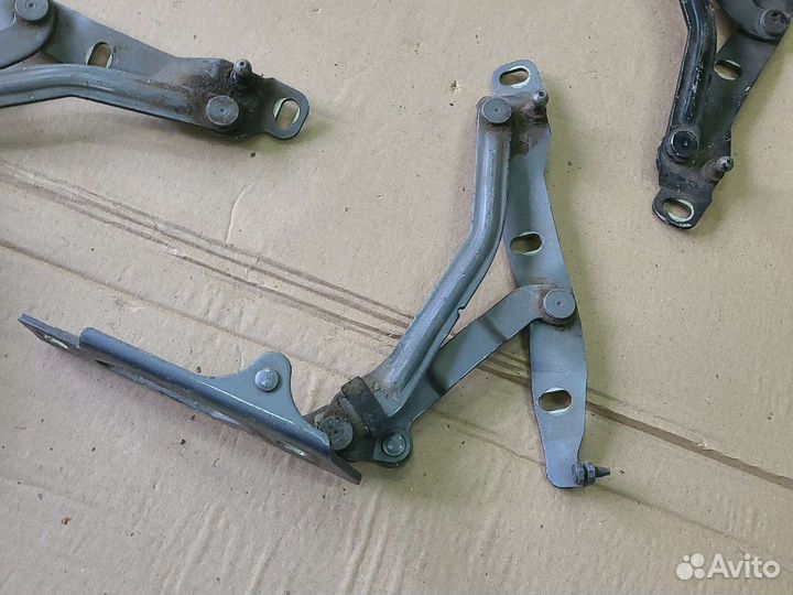 Петли багажника Opel Vectra C 2002-2008