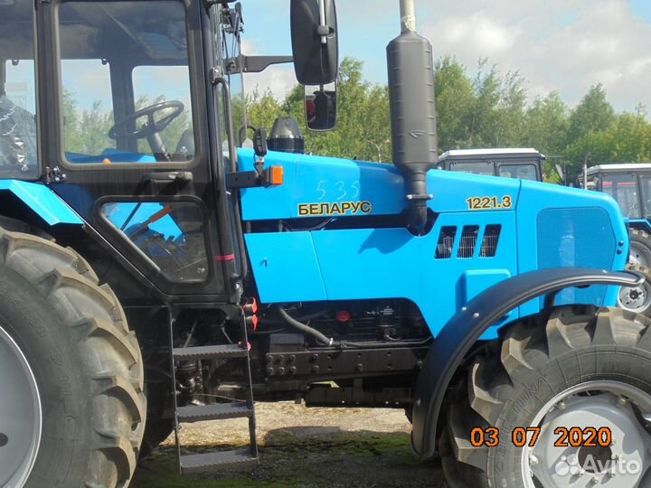 Трактор МТЗ (Беларус) 1221.3, 2023
