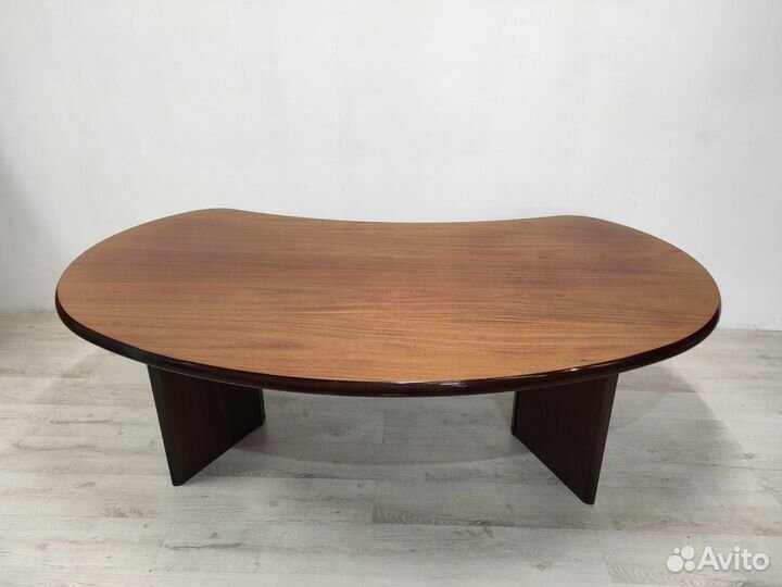 Стол руководителя заоваленный б/у 02324