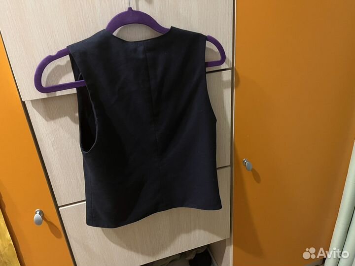 Жилетка для мальчика школьная 146