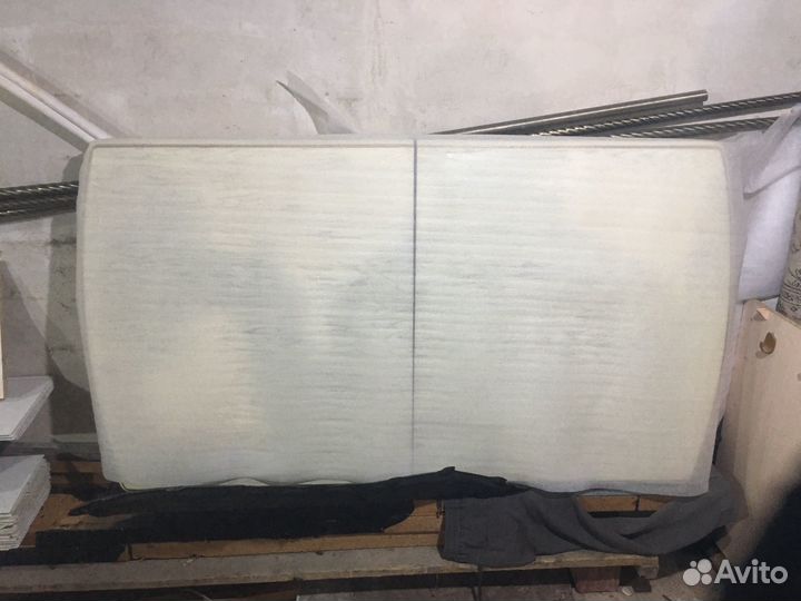 Продам стол со стульями бу