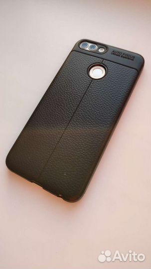 Чехол на телефон huawei P smart