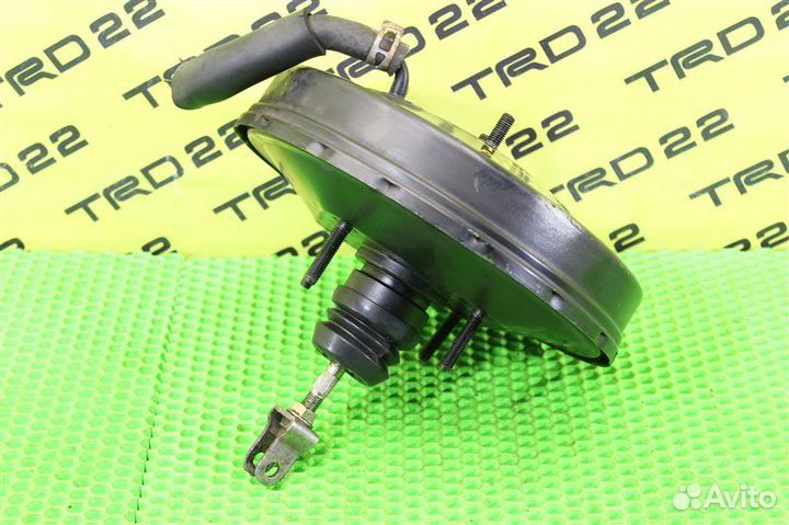 Вакуумный усилитель Toyota Corolla Levin AE111