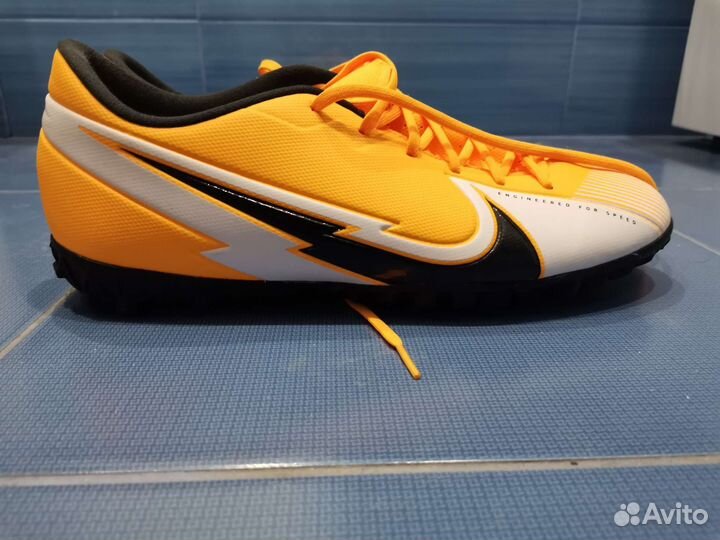 Футбольные бутсы, сороконожки Nike Vapor оригинал