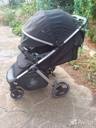 Прогулочная коляска