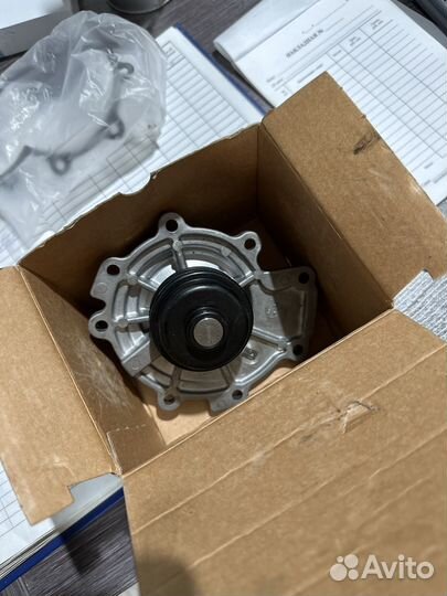 Помпа ford / mazda
