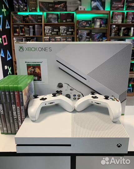 Xbox OneS 1TB+Игры+Джойстик