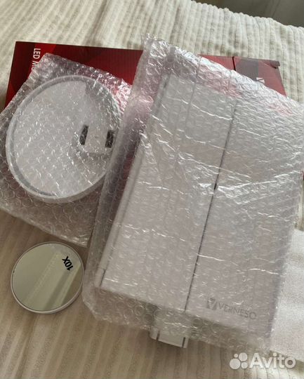 Зеркало с подсветкой новое