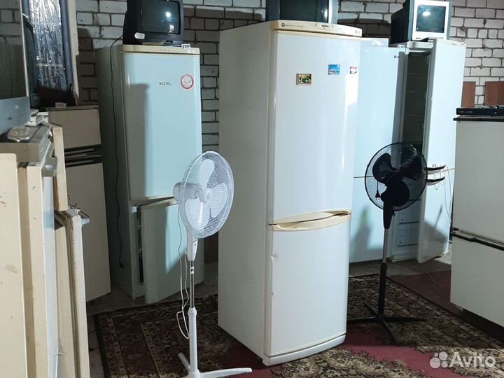 Холодильник бу. Склад мебели бу