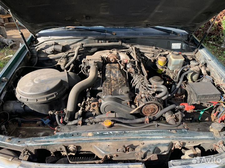 В разборе ленд крузер Toyota Land Cruiser 100 2001