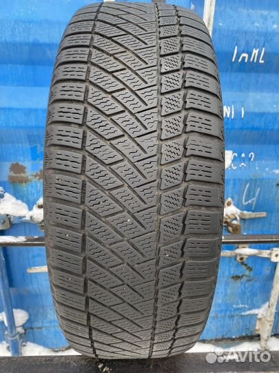 Continental ContiVikingContact 6 215/60 R17
