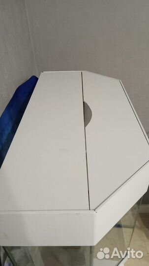 Аквариум с тумбой и фильтром