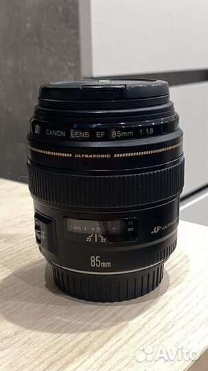 Объектив canon EF 85 1,8