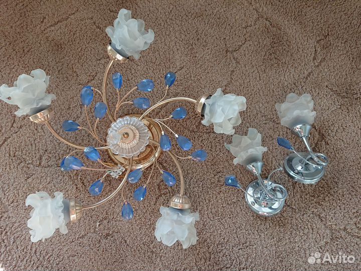 Люстра и 2 бра
