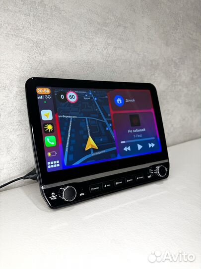 Магнитола Android в стиле Tesla